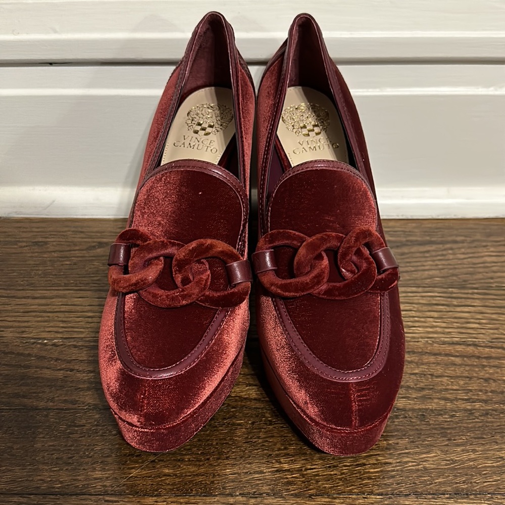 Vince Camuto Gathie Chunky Platform Chain Detail Heeled Loafers Size 10M - Picture 3 of 10